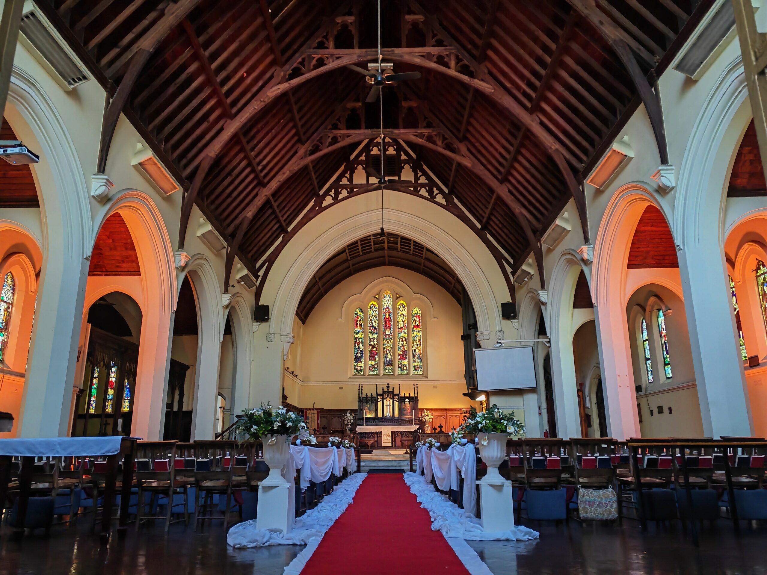 pt_stthomas_aisle